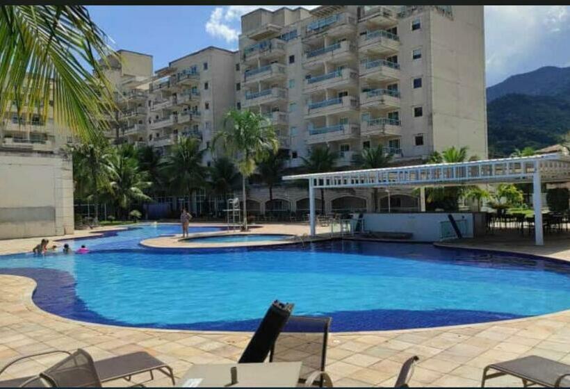Flat Clarissinha