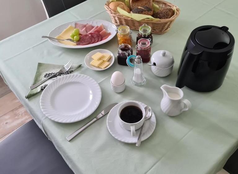 Gästezimmer Treuen   Bed & Breakfast