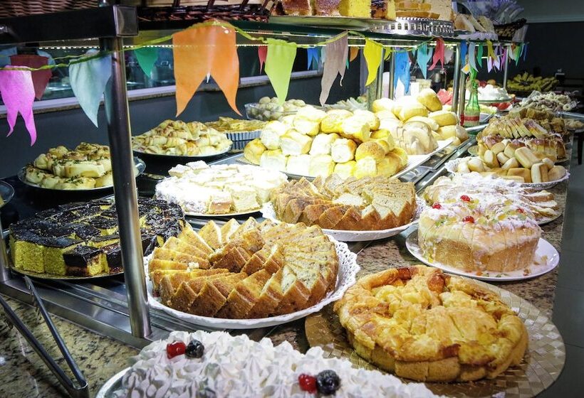 בית מלון כפרי San Rafain