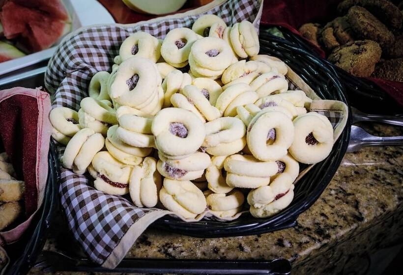 בית מלון כפרי San Rafain