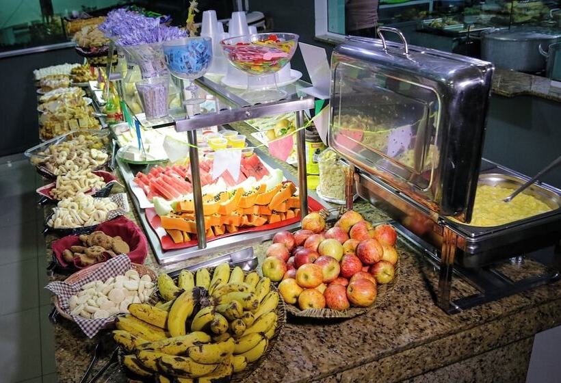 בית מלון כפרי San Rafain