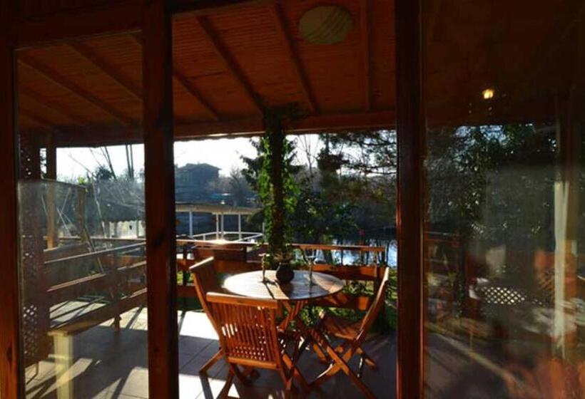 هتل Treetops Park