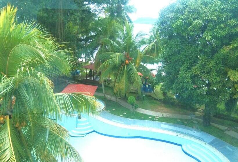 فندق Wisata Indah Sibolga