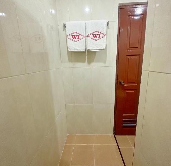 فندق Wisata Indah Sibolga