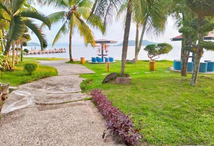 فندق Wisata Indah Sibolga