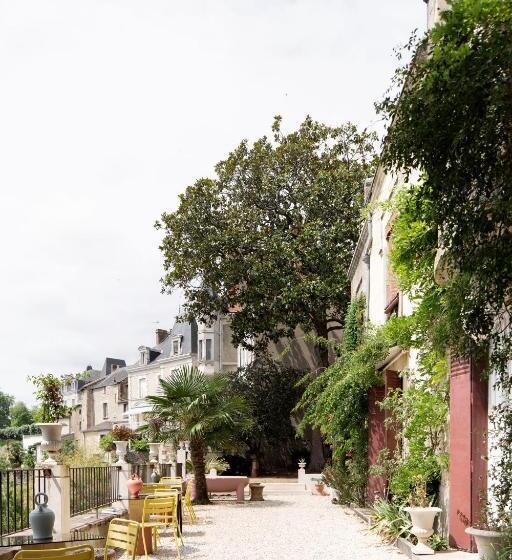 פנסיון Au Petit Thouars