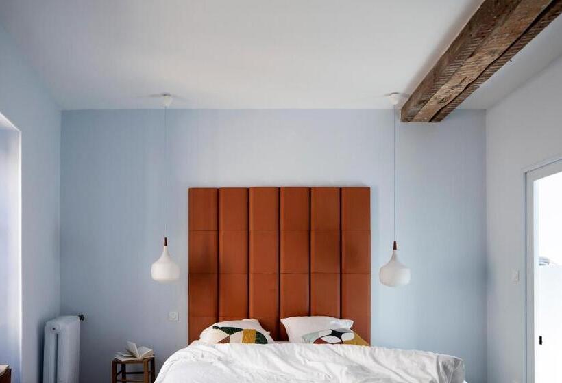 פנסיון Au Petit Thouars