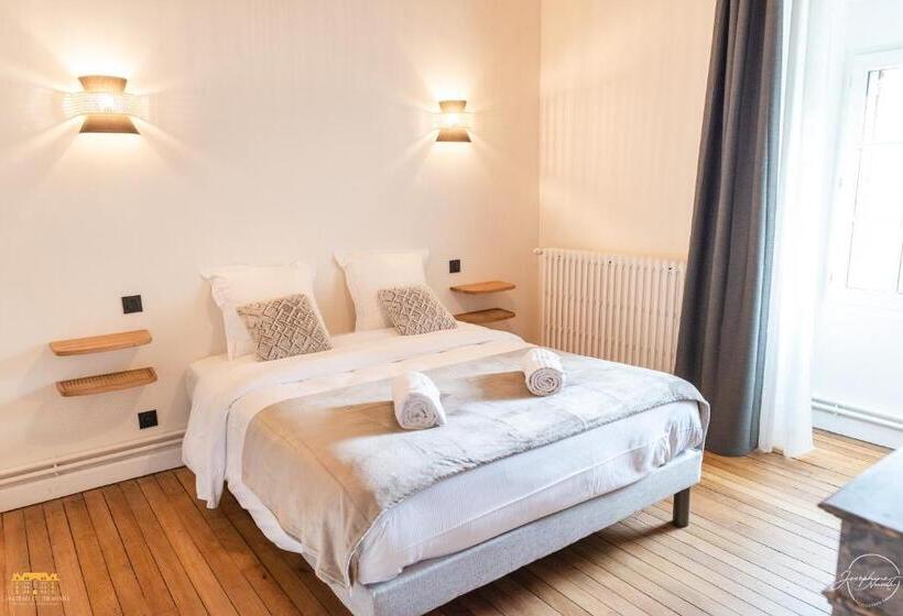 ペンション Château D Hermival