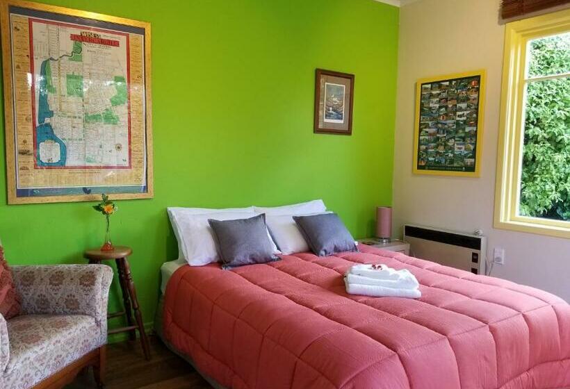 پانسیون City Central Apartment – Modern, Private & Quiet