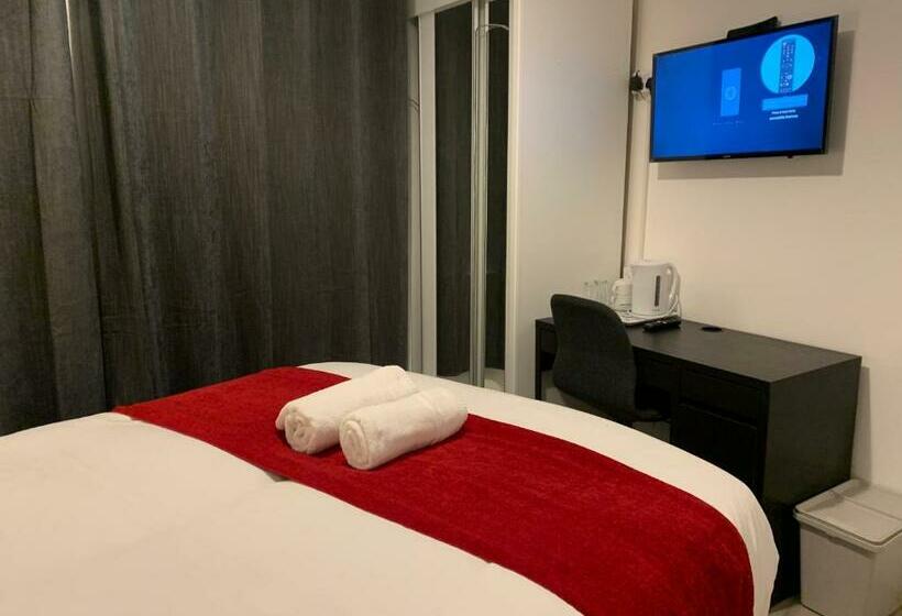 پانسیون Frances St House