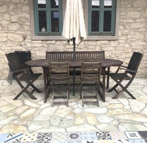 膳宿费 Hungry Grape Guests