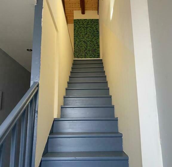 膳宿费 La Ferme Du Riouclar