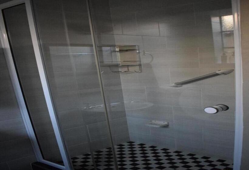 بنسيون Nooitgedacht Town Lodge