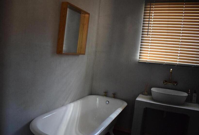 بنسيون Nooitgedacht Town Lodge