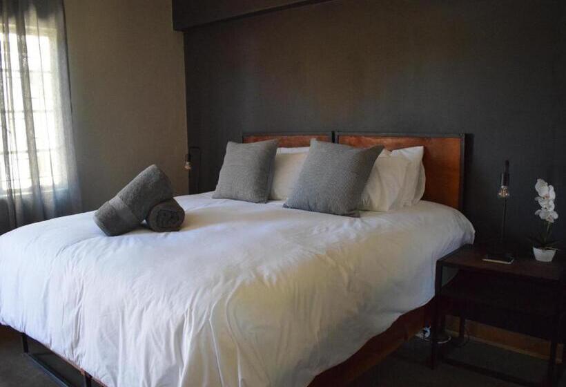 بنسيون Nooitgedacht Town Lodge