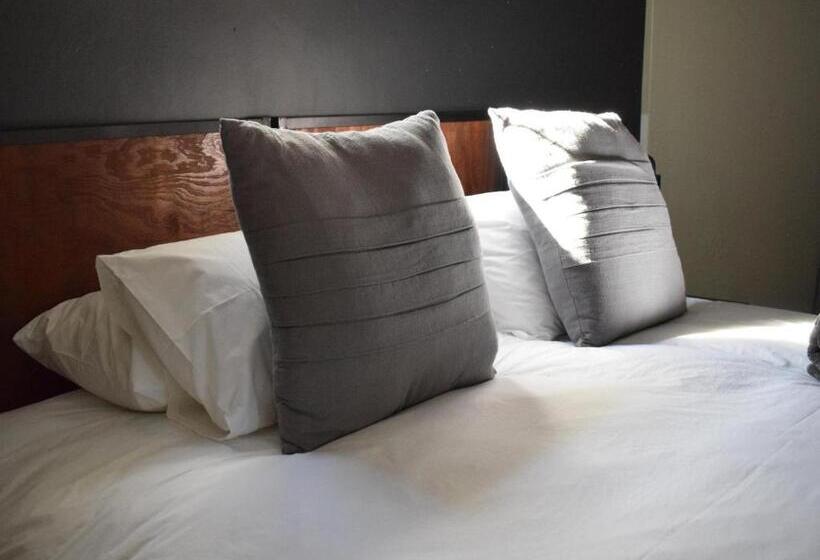 بنسيون Nooitgedacht Town Lodge