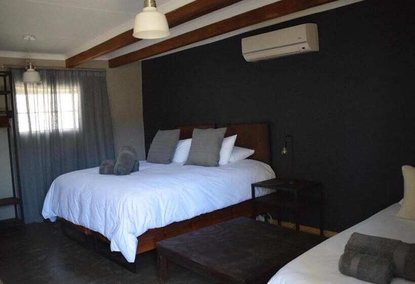 بنسيون Nooitgedacht Town Lodge