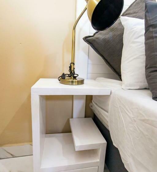 膳宿费 The Hide On Kilburn