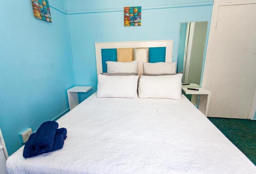 膳宿费 The Hide On Kilburn