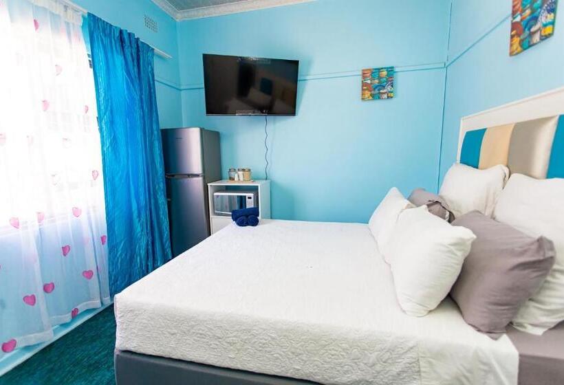 膳宿费 The Hide On Kilburn