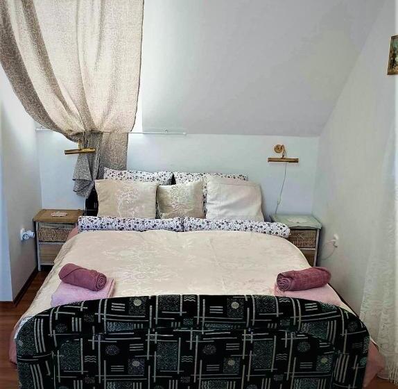 بنسيون Vendégház A Csabay Kúriához