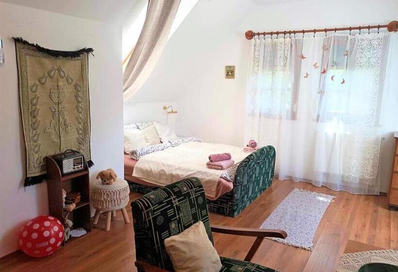 بنسيون Vendégház A Csabay Kúriához