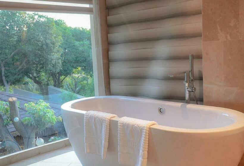 Rancho Bernardo Luxury Villas And Resort