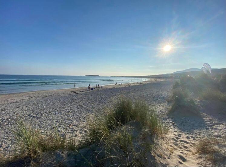 Ross Beach Family Farmhouse B&b