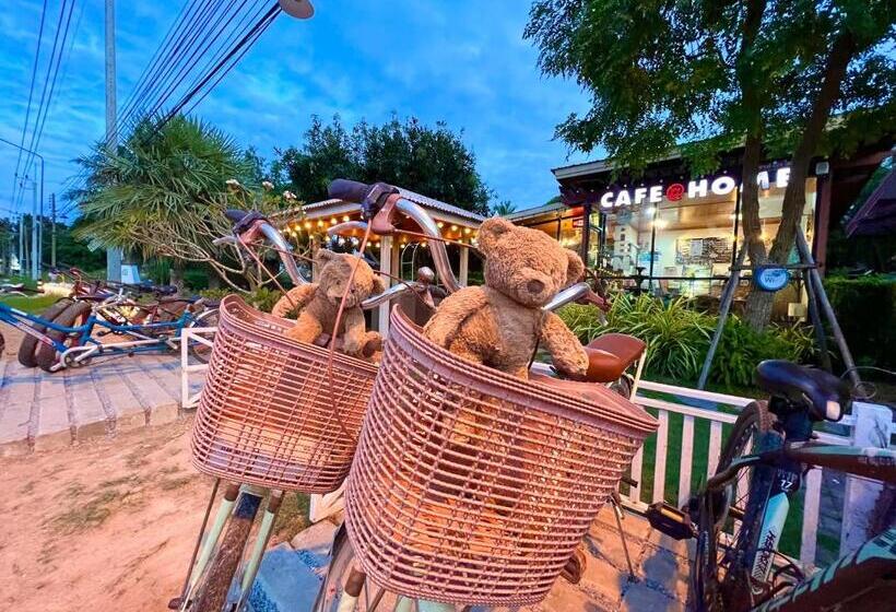 Sirilagoona Home Resort