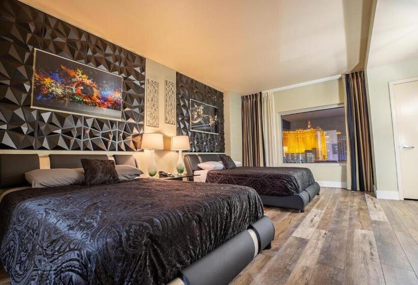 2100 Sqft Penthouse Suite W/ Strip Views! Pool Gym