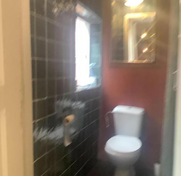 تختخواب و صبحانه Bookstor