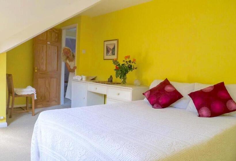 צימר Healing Waters Sanctuary For Exclusive Private Hire And Self Catering Board, Vegetarian, Alcohol & W