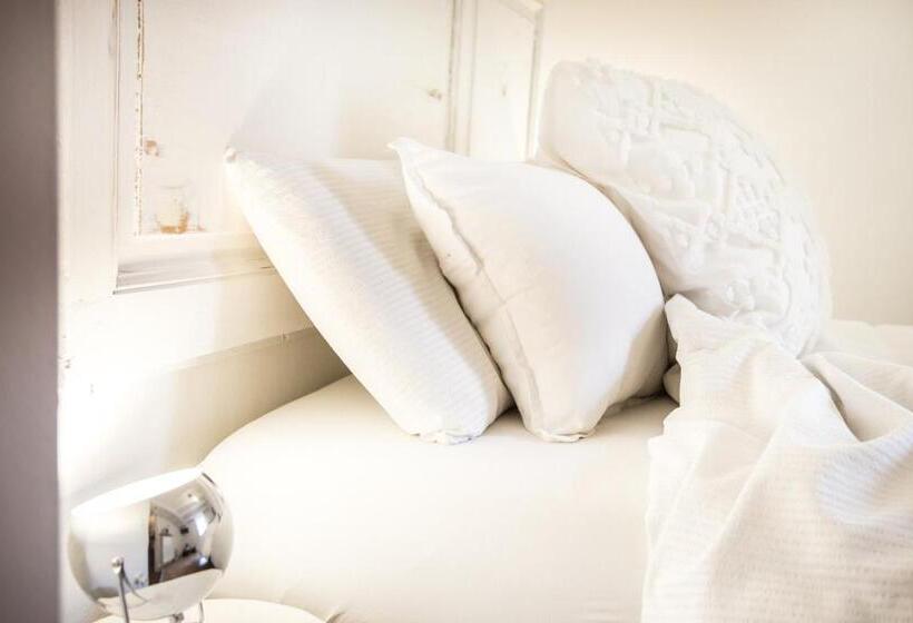 تختخواب و صبحانه Locanda 53