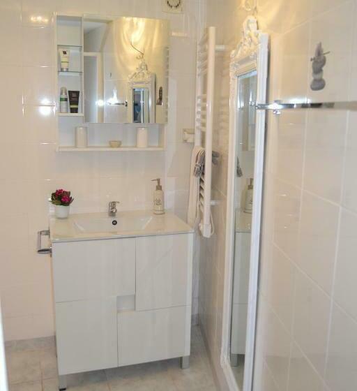 住宿加早餐  Maderedocevida