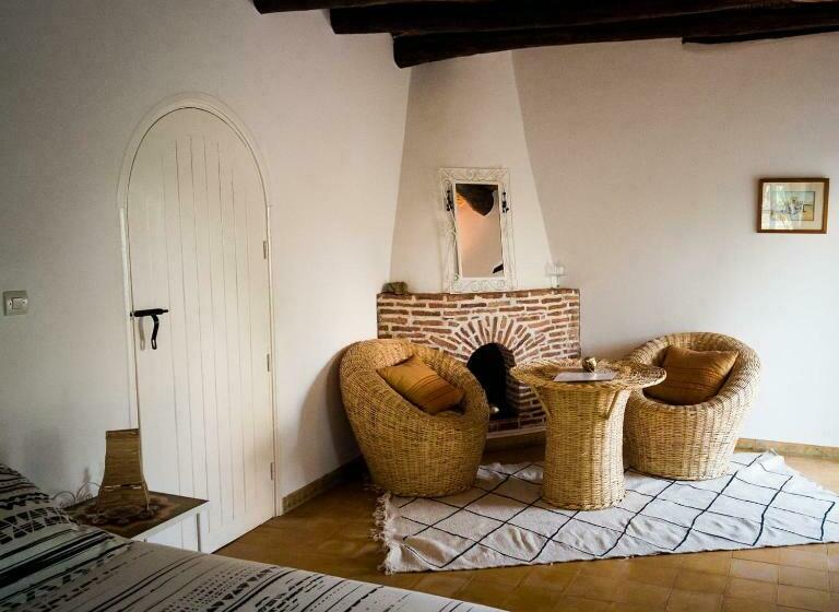 住宿加早餐  Out Of Medina