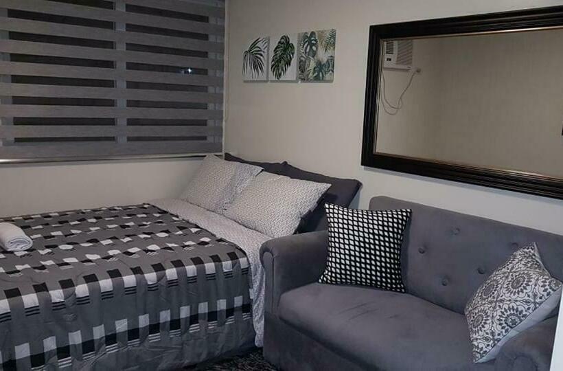 تختخواب و صبحانه Stanford Suites 2