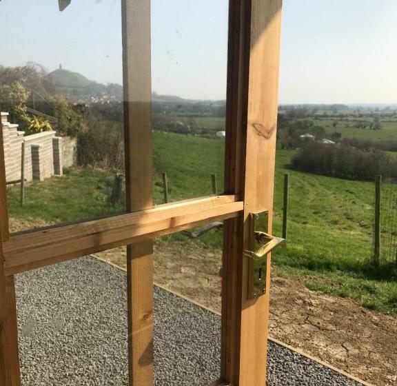 צימר Healing Waters Sanctuary For Exclusive Private Hire And Self Catering Board, Vegetarian, Alcohol & W