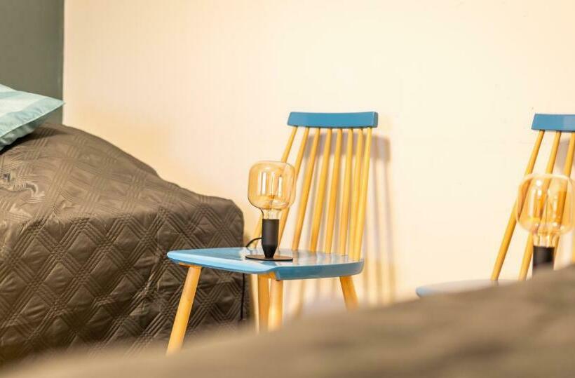 Kulkuri Hostellit Hämeenlinna