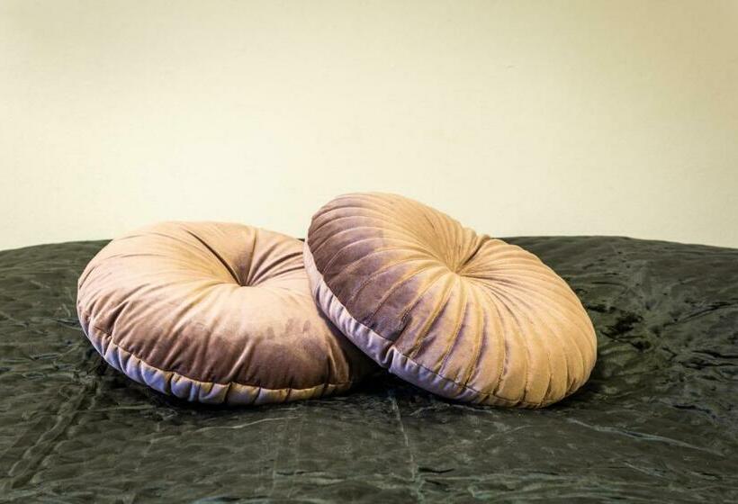 Kulkuri Hostellit Hämeenlinna