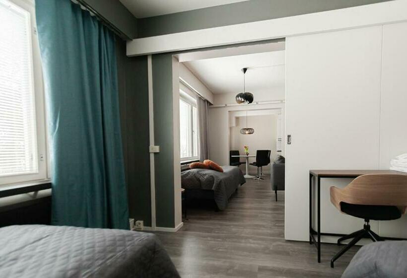 Kulkuri Hostellit Hämeenlinna