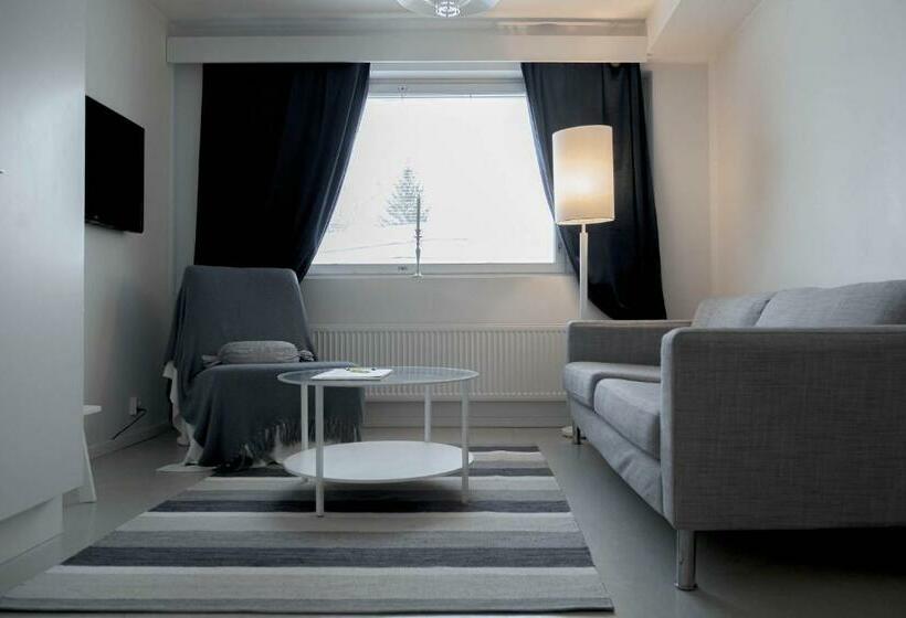 Kulkuri Hostellit Hämeenlinna