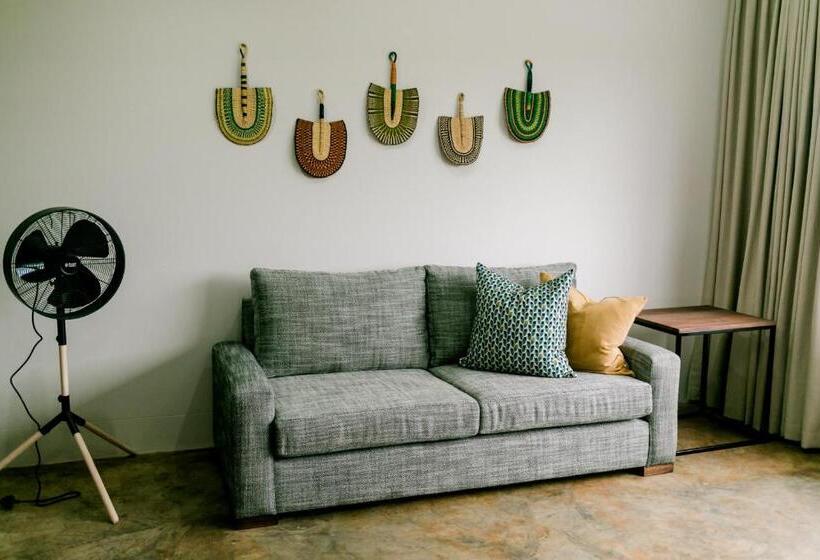 בית מלון כפרי Dragonview Lodge