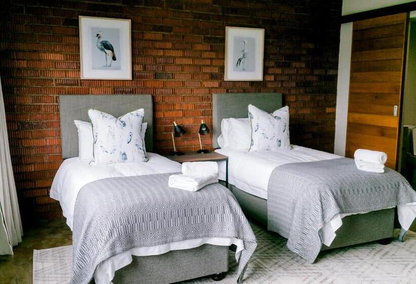 בית מלון כפרי Dragonview Lodge