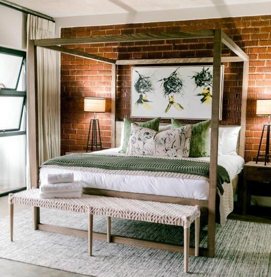 בית מלון כפרי Dragonview Lodge