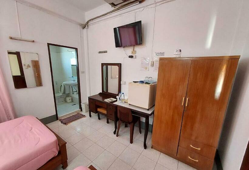 בית מלון כפרי Grand