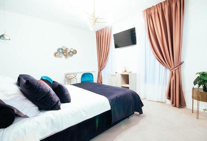 בית מלון כפרי Liane Boutique