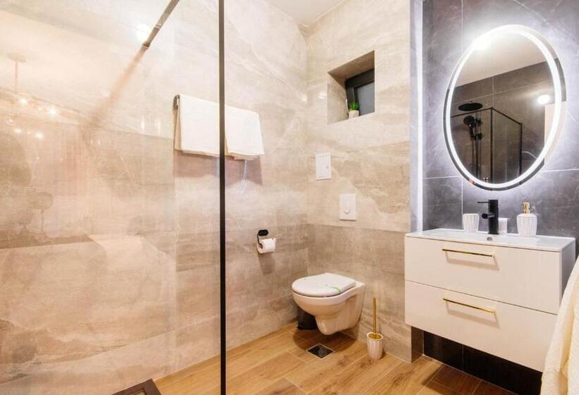 בית מלון כפרי Liane Boutique