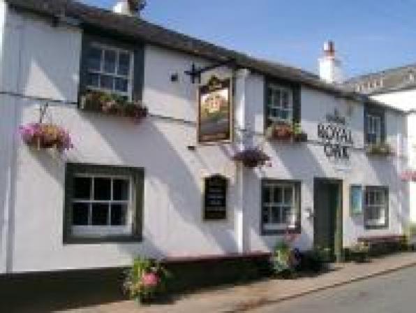 ホテル The Royal Oak