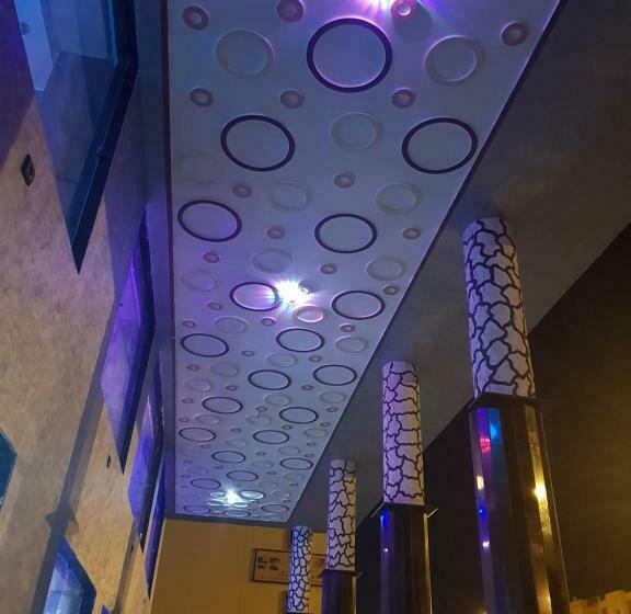 Отель Zellaka Hôtel & Café