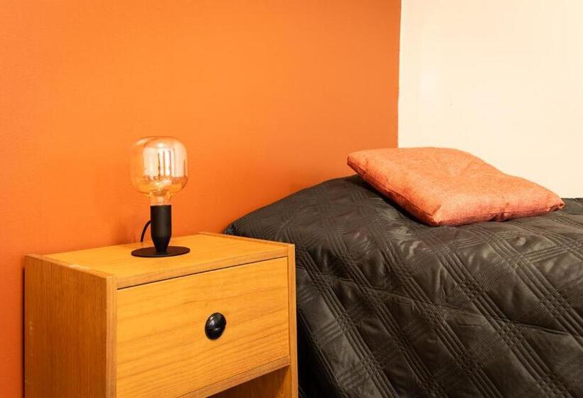 Kulkuri Hostellit Hämeenlinna